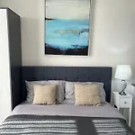 Apartment Adirama Elegant Walk To The Obsor