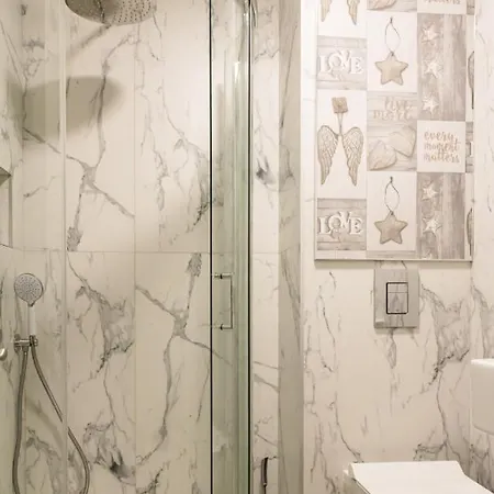 Adiramar アパート オブゾー