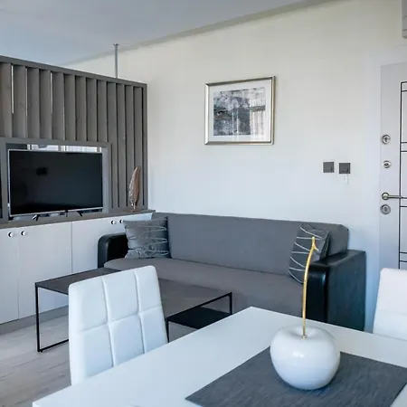 Apartamento Adiramar *