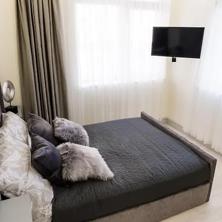 Adiramar Apartamento *