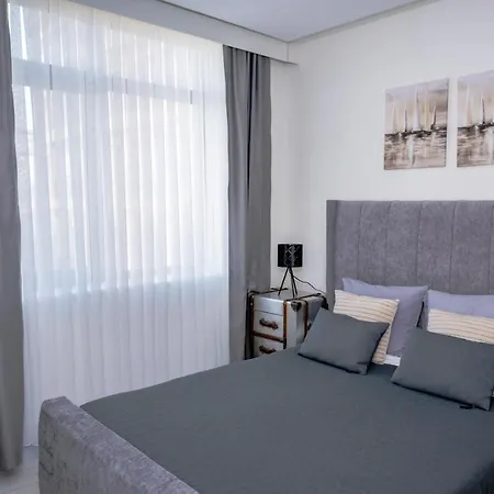 Adirama Elegant Walk To The Appartement Obzor