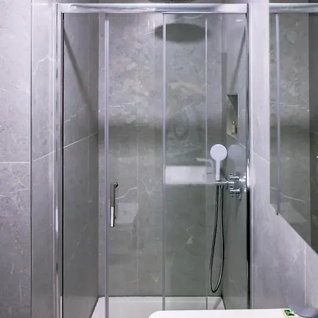 アパート Adiramar